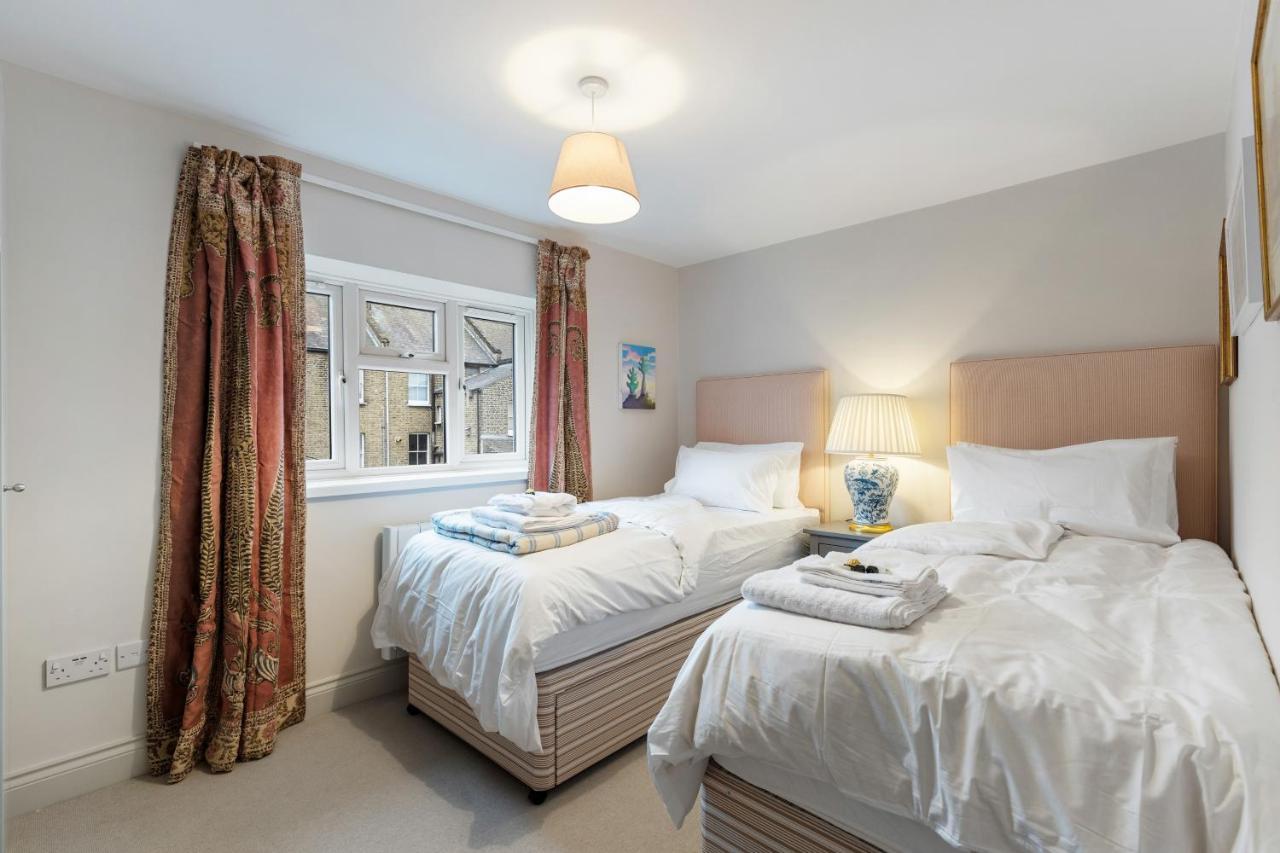 Bright & Cosy Gem ~ Battersea Park View ~ King Bed Apartment London Exterior photo