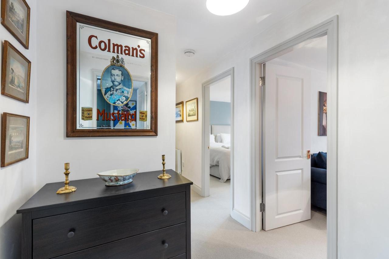 Bright & Cosy Gem ~ Battersea Park View ~ King Bed Apartment London Exterior photo