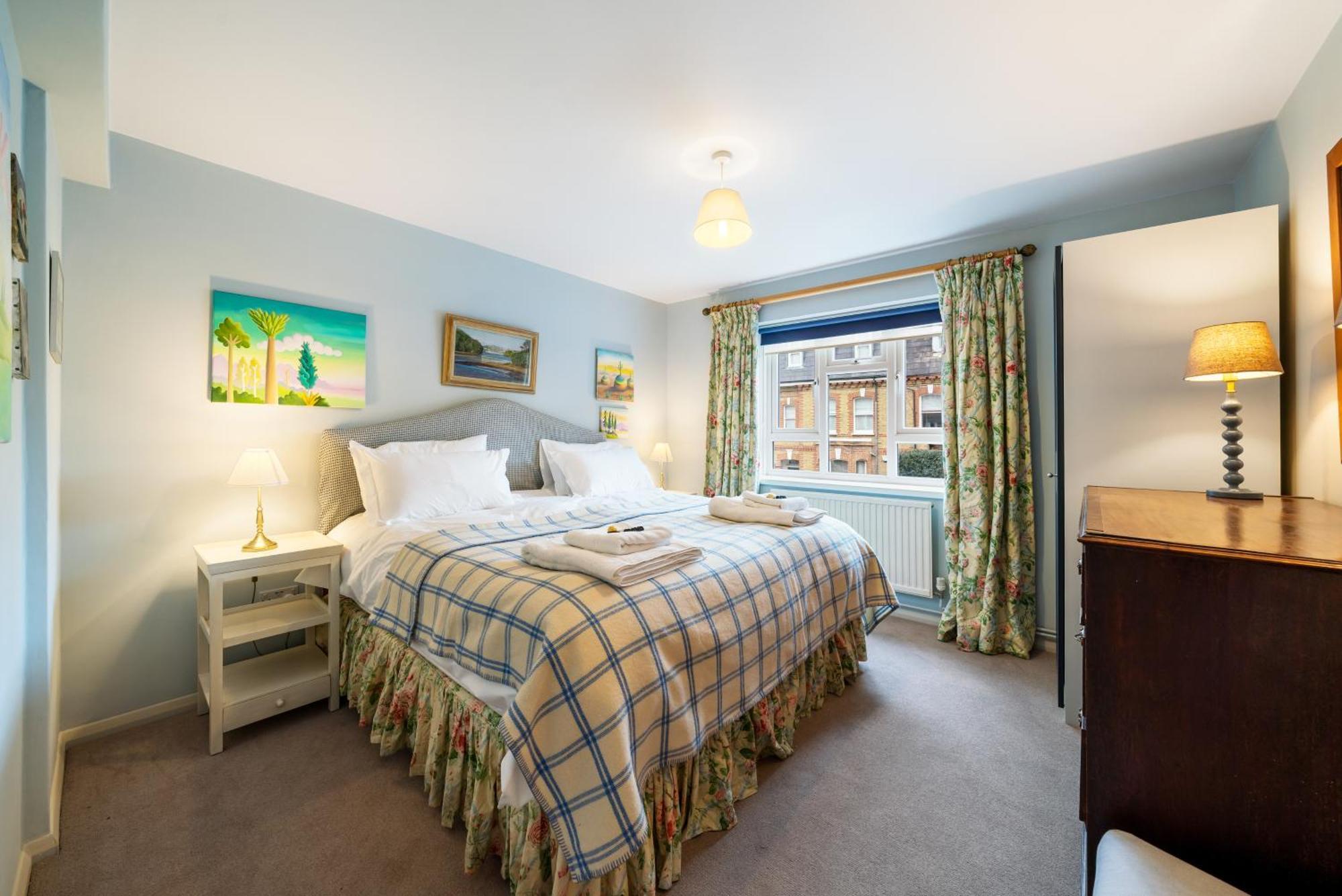 Bright & Cosy Gem ~ Battersea Park View ~ King Bed Apartment London Exterior photo