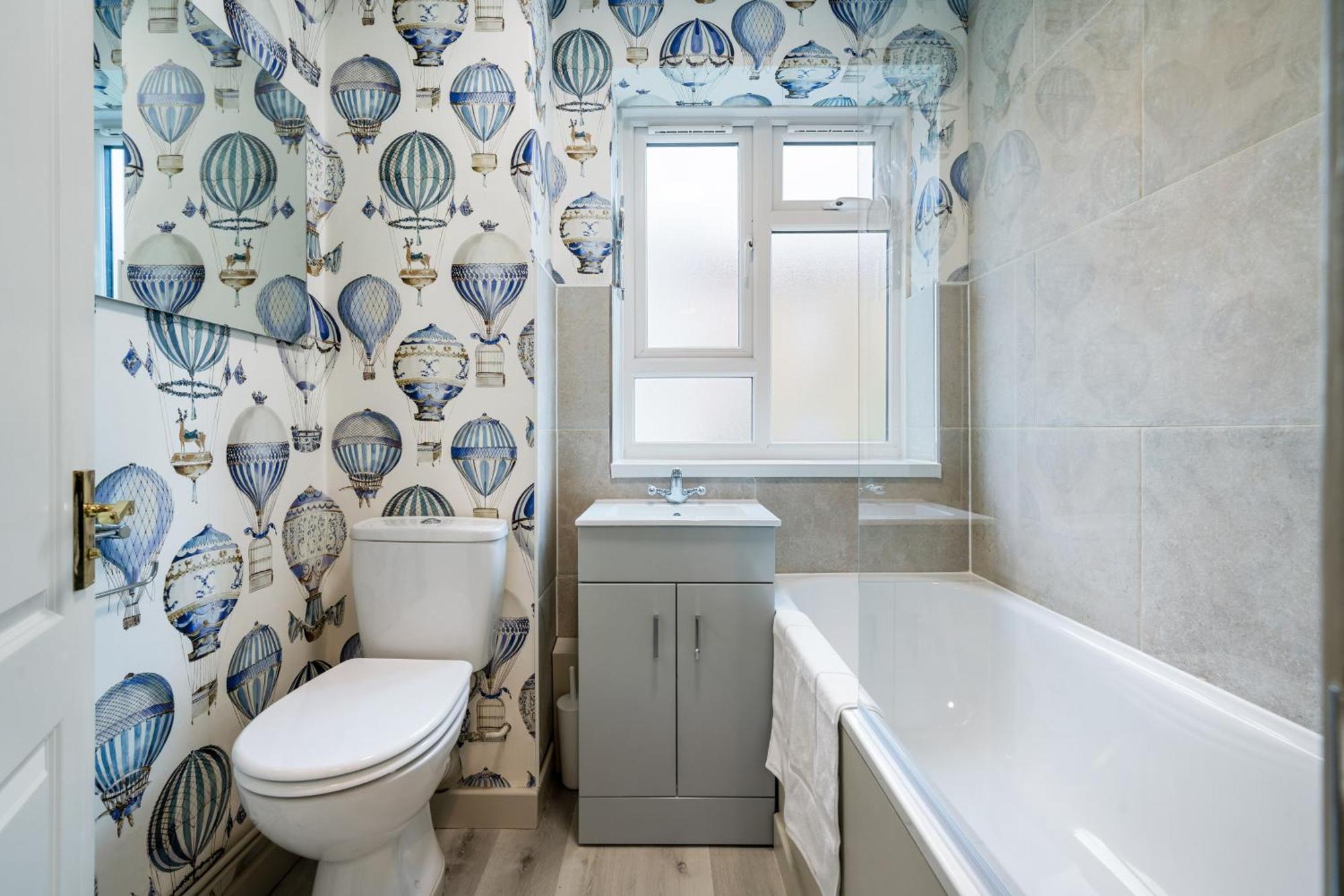 Bright & Cosy Gem ~ Battersea Park View ~ King Bed Apartment London Exterior photo