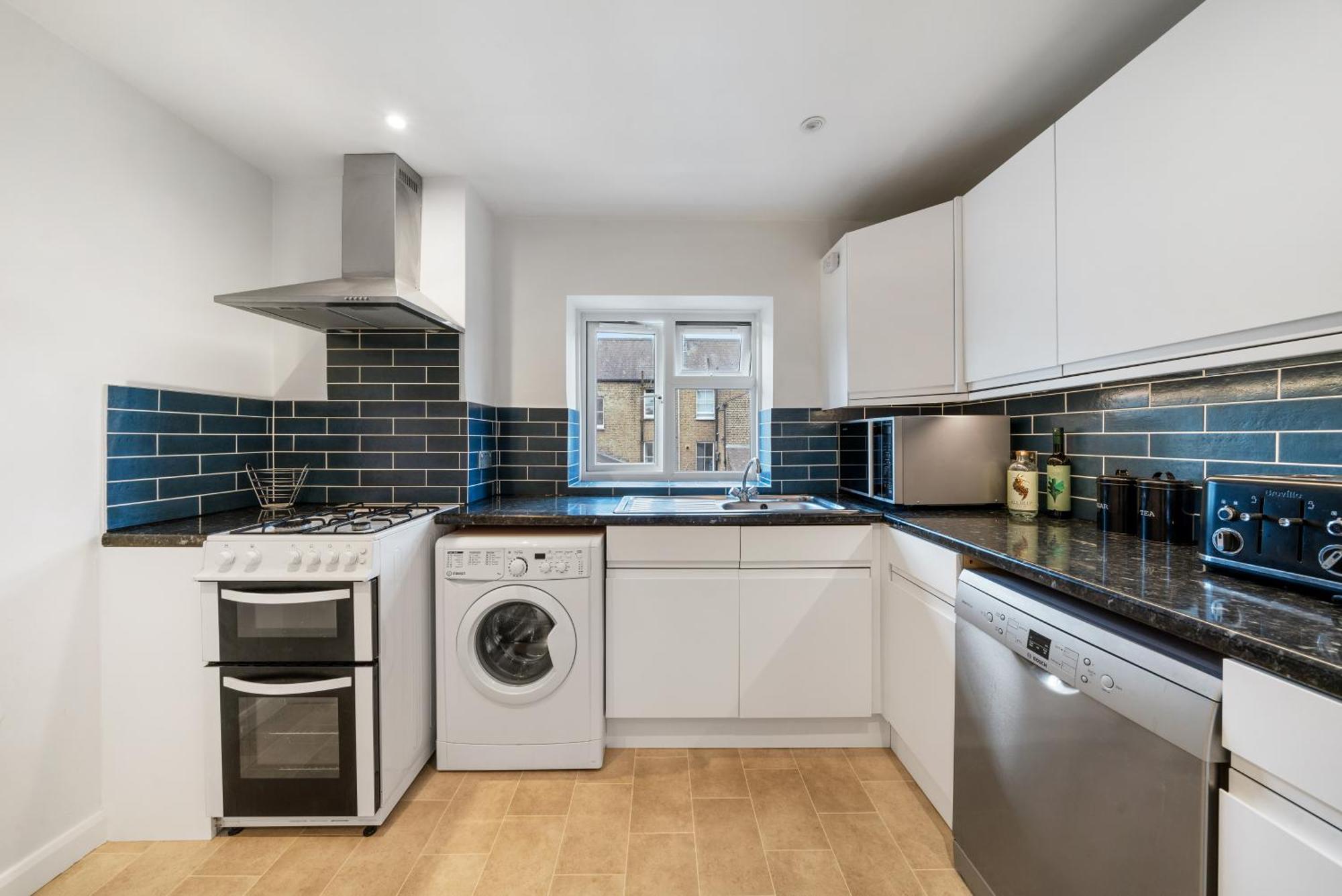 Bright & Cosy Gem ~ Battersea Park View ~ King Bed Apartment London Exterior photo